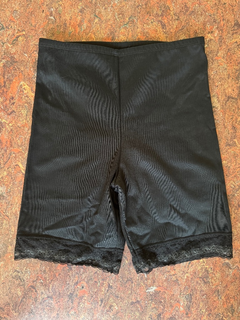 Bodyslimmers Thigh Slimmer Shorts Shapewear in Black